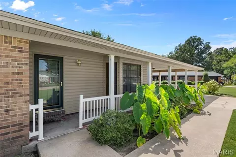 Exterior - 2117 Holly Ave, Kennett, MO 63857 photo 3 of 13