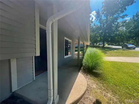 Exterior - 50 Laird Ave, Rolla, MO 65401 photo 2 of 12