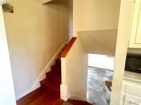 Entry Way - 50 Laird Ave, Rolla, MO 65401 photo 1 of 2