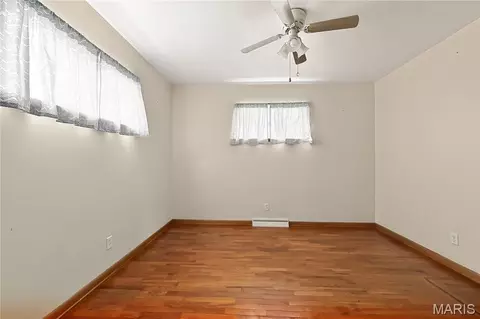 Bedroom - 913 Vine St, Festus, MO 63028 photo 5 of 7