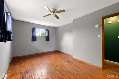 Bedroom - 913 Vine St, Festus, MO 63028 photo 2 of 7