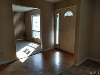Entry Way - 2090 Dorman Rd, Festus, MO 63028 photo 2 of 2