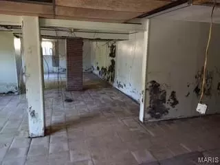Entry Way - 2090 Dorman Rd, Festus, MO 63028 photo 1 of 2
