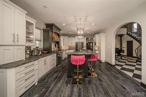 Kitchen - 604 Glyn Cagny, Ballwin, MO 63021 photo 1 of 7