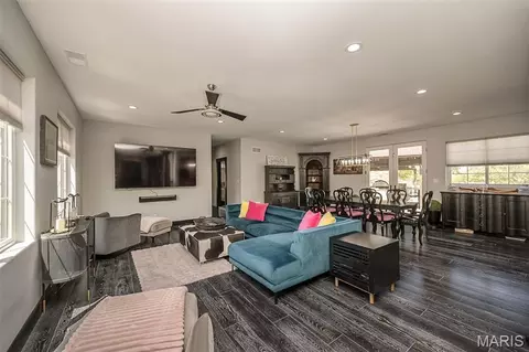Living - 604 Glyn Cagny, Ballwin, MO 63021 photo 1 of 2