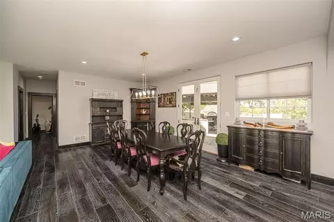 Dining - 604 Glyn Cagny, Ballwin, MO 63021 photo 3 of 3