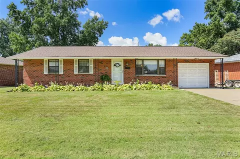 3201 Fehling Rd, Granite City, IL 62040