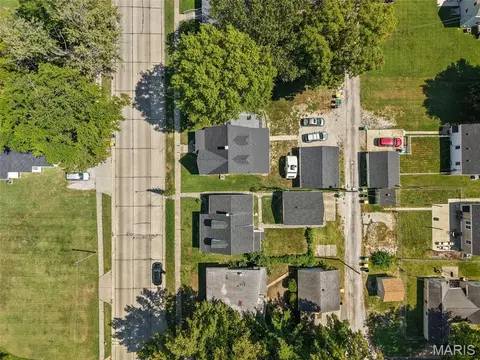 View/Area - 427 W 3rd St, O'fallon, IL 62269 photo 3 of 8