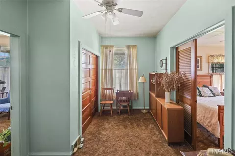 Entry Way - 427 W 3rd St, O'fallon, IL 62269 photo 2 of 2