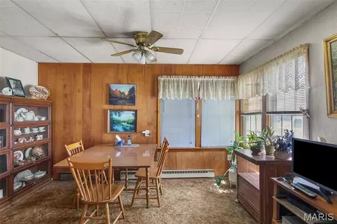 Dining - 427 W 3rd St, O'fallon, IL 62269 photo 1 of 1