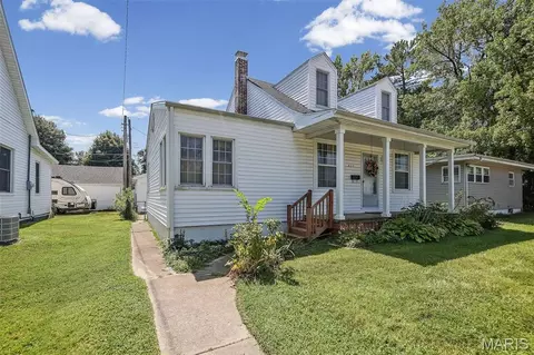 Other - 427 W 3rd St, O'fallon, IL 62269 photo 9 of 9