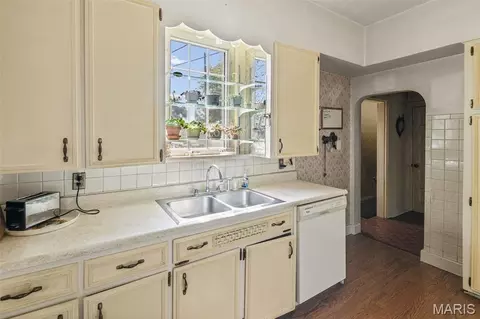 Kitchen - 427 W 3rd St, O'fallon, IL 62269 photo 1 of 3