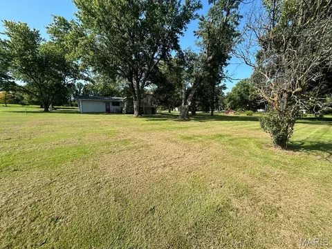 Exterior - 14197 New Quest Ln, Dexter, MO 63841 photo 4 of 5