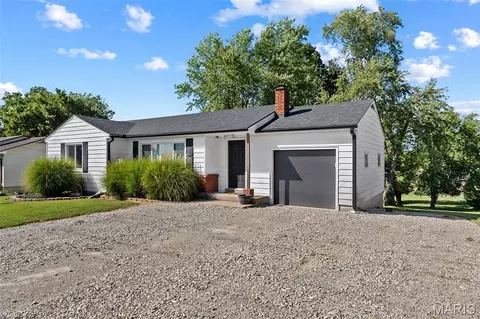 Exterior - 3836 State Highway 72, Jackson, MO 63755 photo 3 of 8