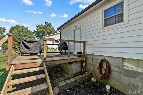Exterior - 3836 State Highway 72, Jackson, MO 63755 photo 7 of 8