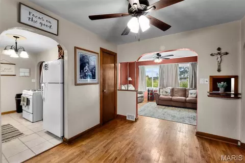 Entry Way - 3836 State Highway 72, Jackson, MO 63755 photo 2 of 3