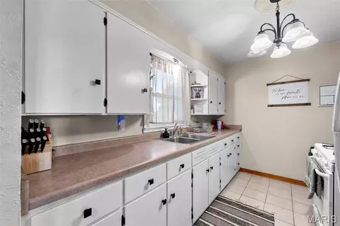 Kitchen - 3836 State Highway 72, Jackson, MO 63755 photo 1 of 2