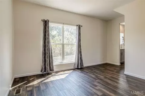 Living - 456 Dusty Brook Dr, O'fallon, MO 63366 photo 3 of 6