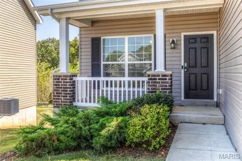 Exterior - 456 Dusty Brook Dr, O'fallon, MO 63366 photo 3 of 9