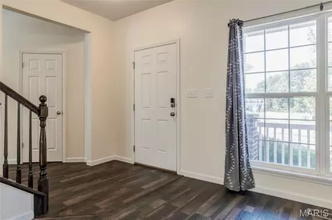 Entry Way - 456 Dusty Brook Dr, O'fallon, MO 63366 photo 1 of 3