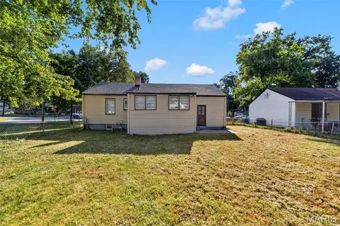 Exterior - 309 Georgia Ave, Ferguson, MO 63135 photo 3 of 4