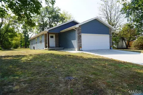 950 Main St, Lebanon, MO 65536