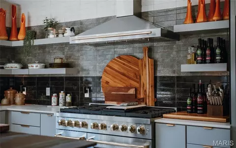 Kitchen - 1724 Acid Mine Rd, Sullivan, MO 63080 photo 6 of 12