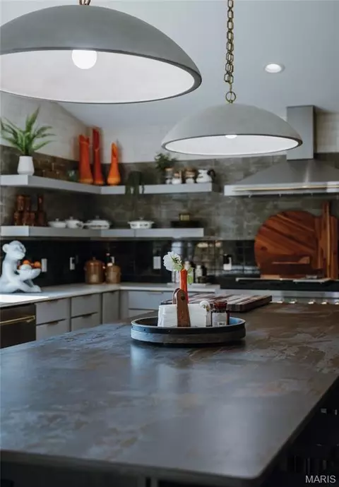 Kitchen - 1724 Acid Mine Rd, Sullivan, MO 63080 photo 10 of 12