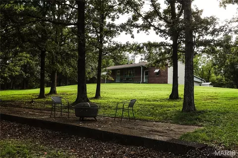 Exterior - 13505 State Rd E Rd, De Soto, MO 63020 photo 10 of 21