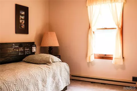 Bedroom - 13505 State Rd E Rd, De Soto, MO 63020 photo 1 of 4