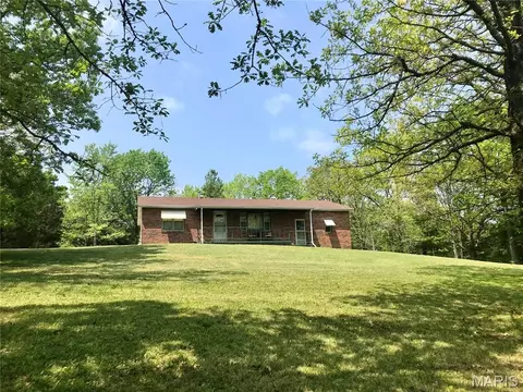 Exterior - 13505 State Rd E Rd, De Soto, MO 63020 photo 9 of 21