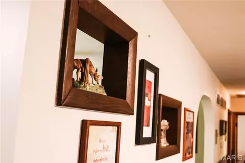 Entry Way - 13505 State Rd E Rd, De Soto, MO 63020 photo 3 of 4