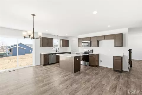 Kitchen - 1020 Samwise St, Wright City, MO 63390 photo 4 of 4