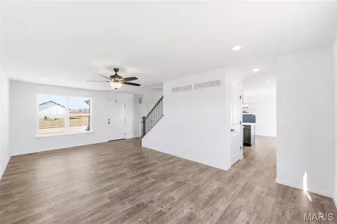 Living - 1020 Samwise St, Wright City, MO 63390 photo 3 of 4
