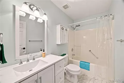 Bath - 209 Epple Fricke Dr, Hermann, MO 65041 photo 5 of 6