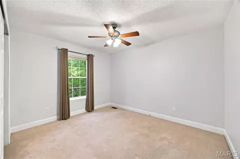 Bedroom - 209 Epple Fricke Dr, Hermann, MO 65041 photo 4 of 7