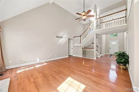 Living - 209 Epple Fricke Dr, Hermann, MO 65041 photo 4 of 6