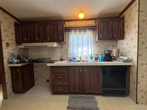 Kitchen - 10 E 1st St, Gerald, MO 63037 photo 3 of 4