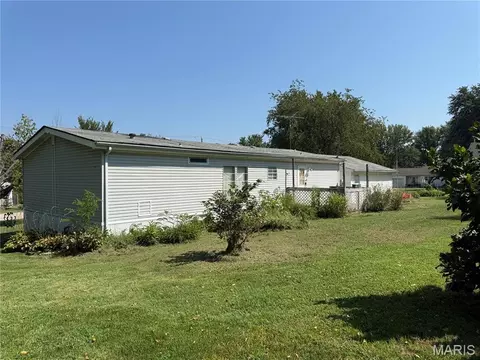 Exterior - 10 E 1st St, Gerald, MO 63037 photo 11 of 11