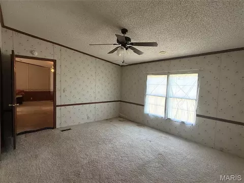 Bedroom - 10 E 1st St, Gerald, MO 63037 photo 2 of 3