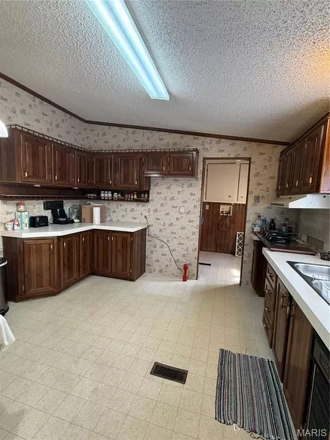 Kitchen - 10 E 1st St, Gerald, MO 63037 photo 4 of 4