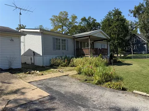 Other - 10 E 1st St, Gerald, MO 63037 photo 2 of 12