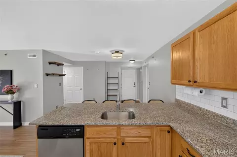Kitchen - 5103 Spring Creek Ln, O'fallon, MO 63368 photo 3 of 4