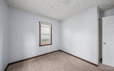 Bedroom - 205 Maple St S, Dixon, MO 65459 photo 2 of 3