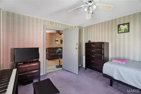 Bedroom - 100 N Spilman Ave, Rolla, MO 65401 photo 2 of 6