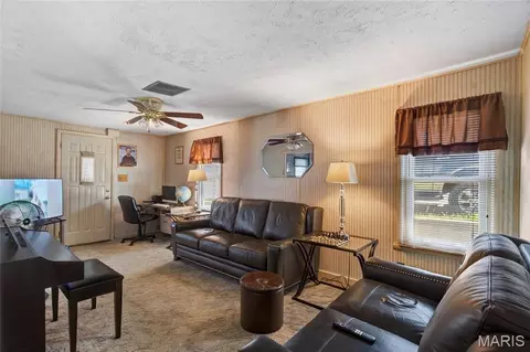 Living - 100 N Spilman Ave, Rolla, MO 65401 photo 1 of 3
