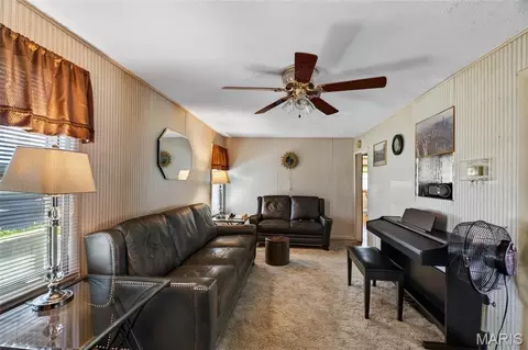 Living - 100 N Spilman Ave, Rolla, MO 65401 photo 3 of 3