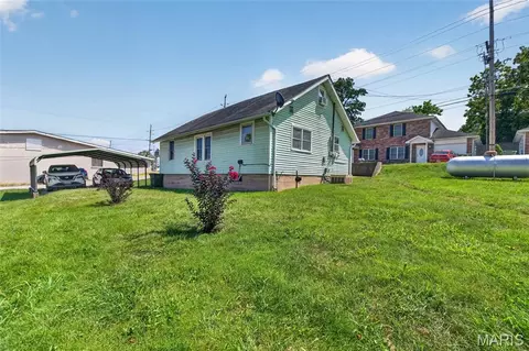 Exterior - 100 N Spilman Ave, Rolla, MO 65401 photo 8 of 11