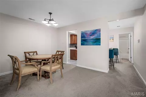 Dining - 1121 Claytonbrook Ct, Ballwin, MO 63011 photo 1 of 3