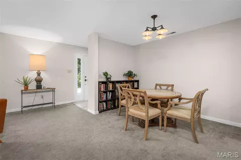 Dining - 1121 Claytonbrook Ct, Ballwin, MO 63011 photo 2 of 3